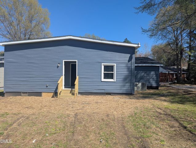 502 E Surles Street, Dunn, NC 28334