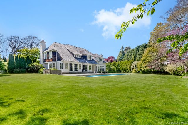 77 Jericho Road, East Hampton, NY 11937