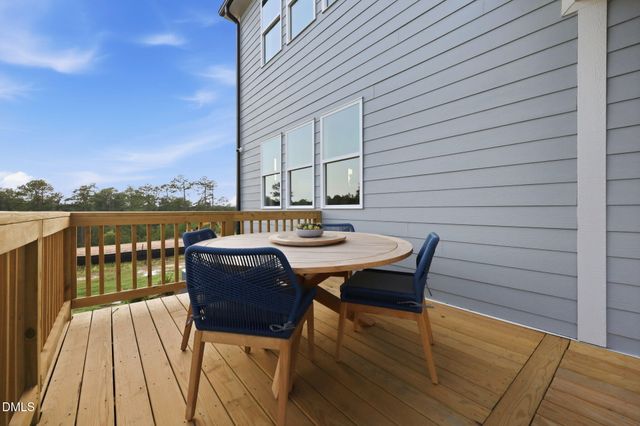 208 Gallant Pnes Drive, Holly Springs, NC 27540