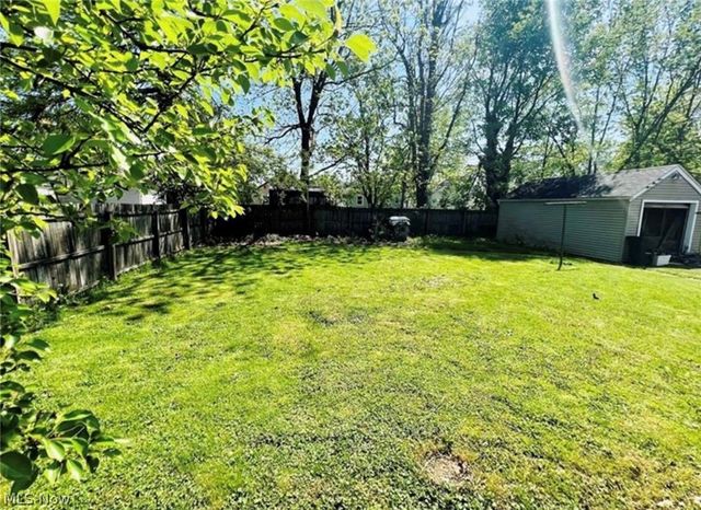 2322 21st Street NE, Canton, OH 44705