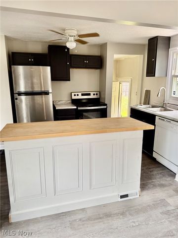 2322 21st Street NE, Canton, OH 44705
