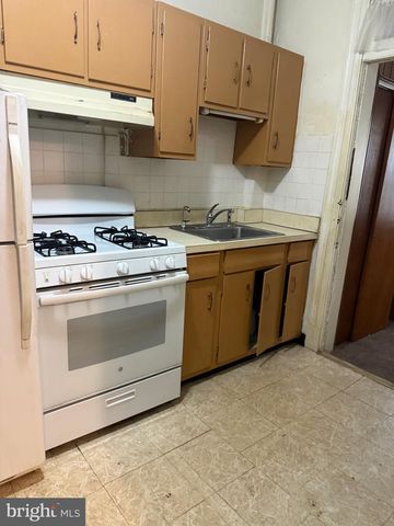 1534 INDEPENDENCE AVE SE, Washington, DC 20003