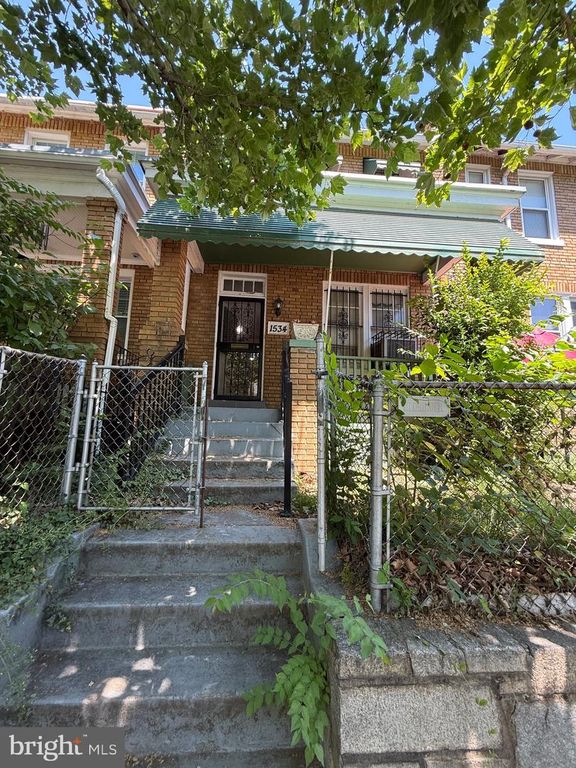 1534 INDEPENDENCE AVE SE, Washington, DC 20003