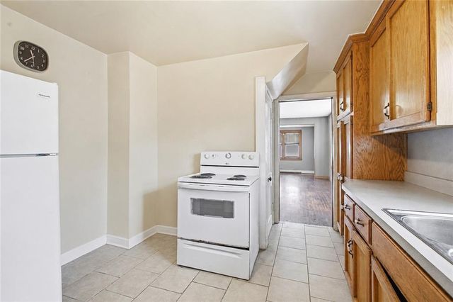3405 STATE Avenue, Kansas City, KS 66102