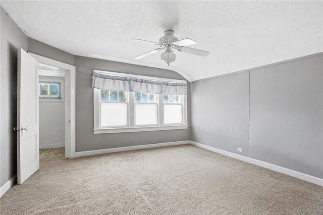 3405 STATE Avenue, Kansas City, KS 66102