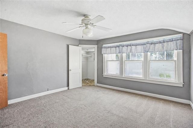 3405 STATE Avenue, Kansas City, KS 66102