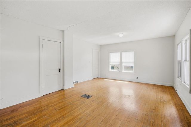 3405 STATE Avenue, Kansas City, KS 66102