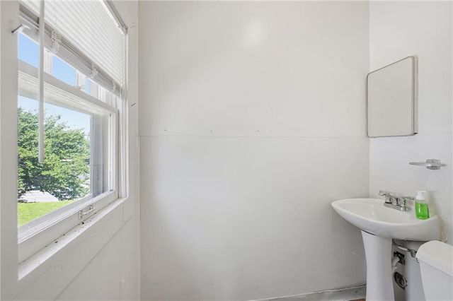 3405 STATE Avenue, Kansas City, KS 66102