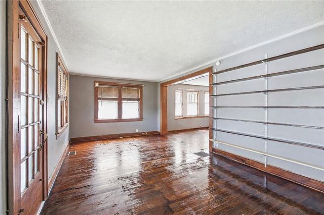 3405 STATE Avenue, Kansas City, KS 66102