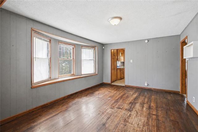 3405 STATE Avenue, Kansas City, KS 66102