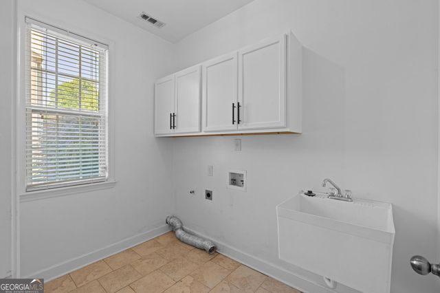 241 Otter Circle, Fayetteville, GA 30215