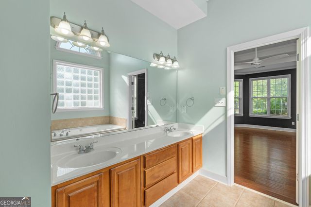 241 Otter Circle, Fayetteville, GA 30215
