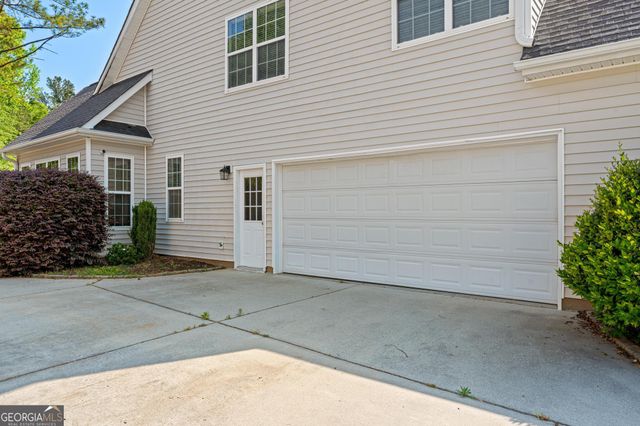 241 Otter Circle, Fayetteville, GA 30215