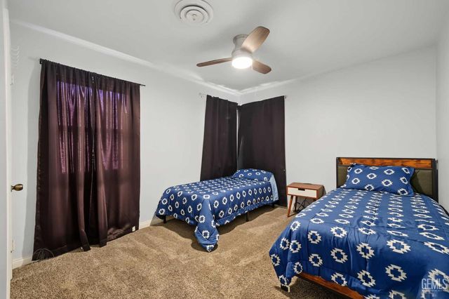2813 Truxtun Avenue, Bakersfield, CA 93301