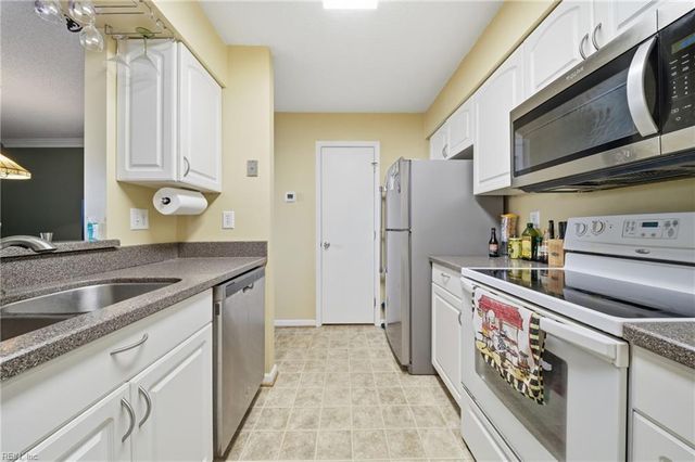 3836 Lasalle Dr Apt 108, Virginia Beach, VA 23453