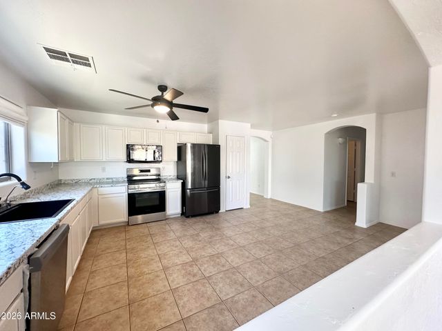 1672 E LEAF Road, San Tan Valley, AZ 85140