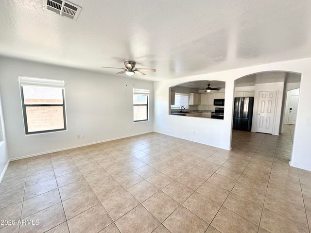 1672 E LEAF Road, San Tan Valley, AZ 85140