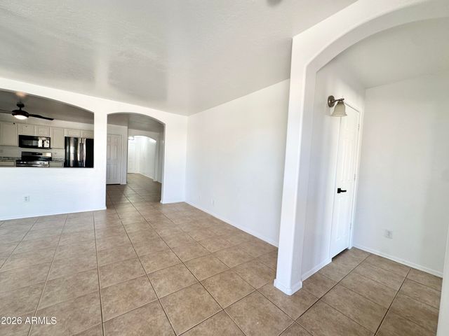 1672 E LEAF Road, San Tan Valley, AZ 85140