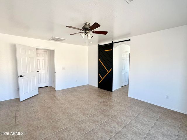 1672 E LEAF Road, San Tan Valley, AZ 85140