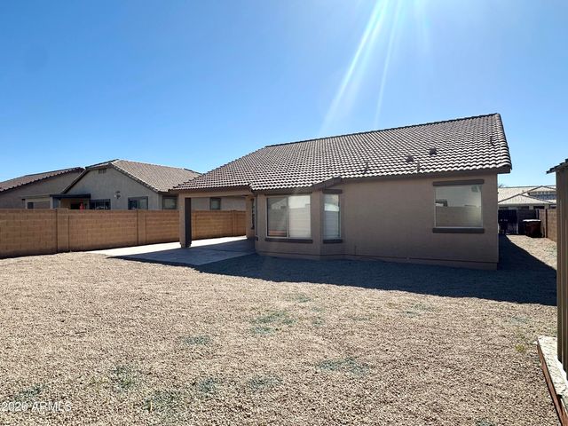 1672 E LEAF Road, San Tan Valley, AZ 85140