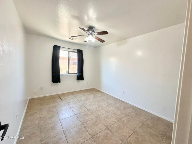 1672 E LEAF Road, San Tan Valley, AZ 85140