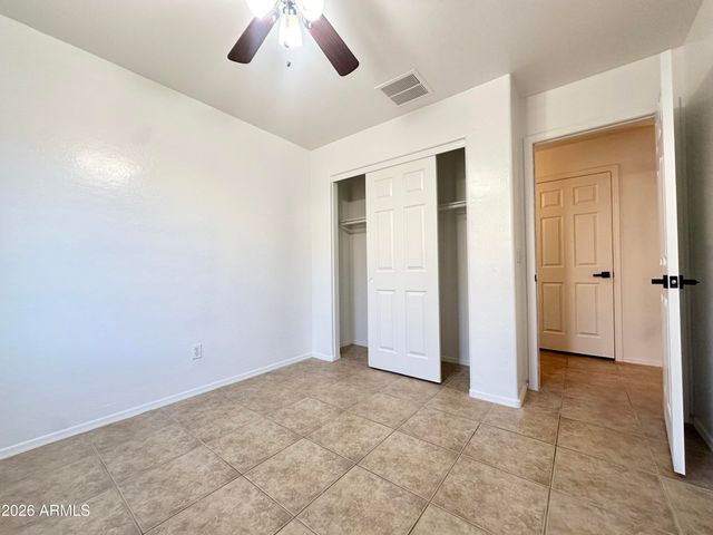 1672 E LEAF Road, San Tan Valley, AZ 85140