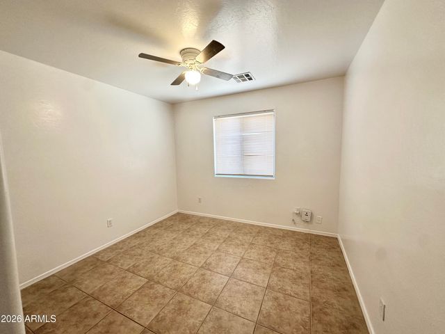 1672 E LEAF Road, San Tan Valley, AZ 85140