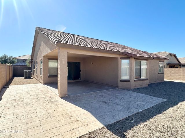 1672 E LEAF Road, San Tan Valley, AZ 85140