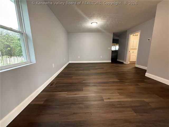 833 Allview Drive, South Charleston, WV 25309