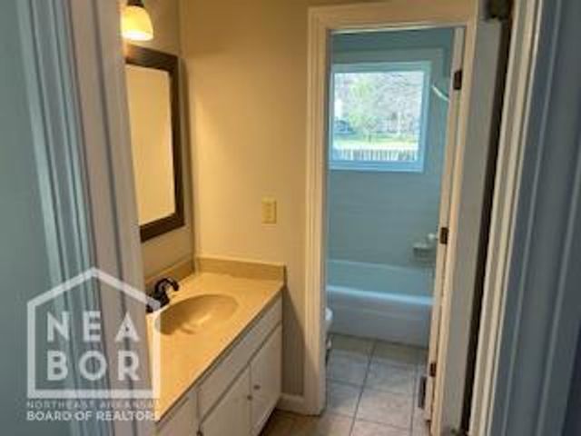 2104 Turtle Creek Road, Jonesboro, AR 72404