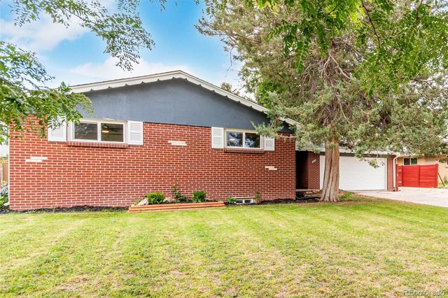 472 Jamaica Street, Aurora, CO 80010