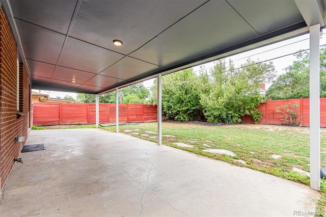 472 Jamaica Street, Aurora, CO 80010