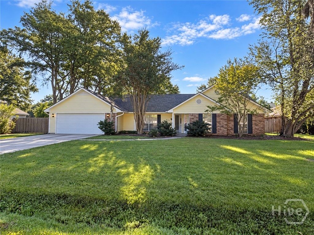 Image 1 of property listing at 124 Dearborn Drive, Richmond Hill, GA 31324