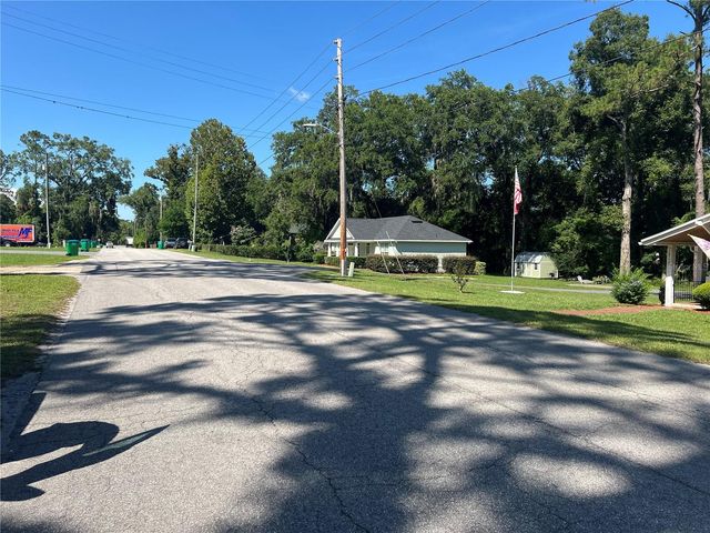 18771 NW 244TH STREET, High Springs, FL 32643
