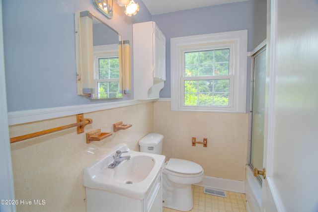 4202 Dewitt Road, Wilmington, NC 28405