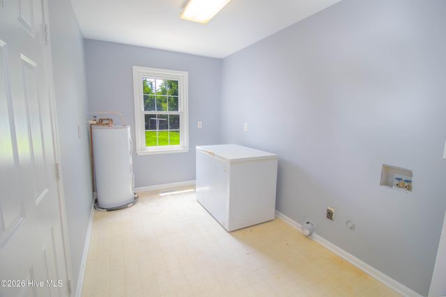 4202 Dewitt Road, Wilmington, NC 28405
