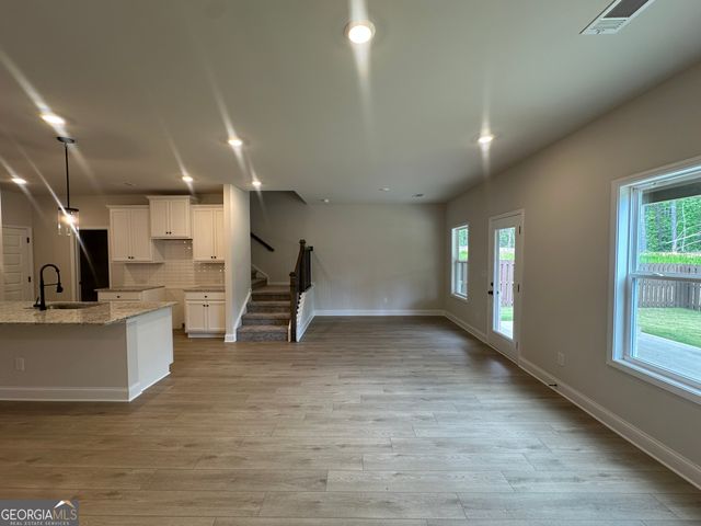 79 Avian Way 21B, Auburn, GA 30011