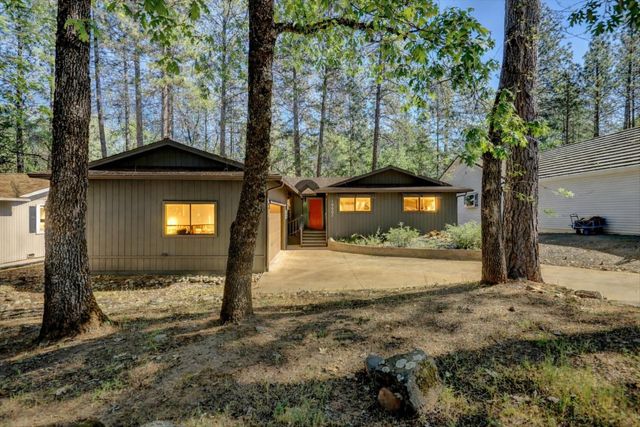 19662 Chaparral Cir, Penn Valley, CA 95946