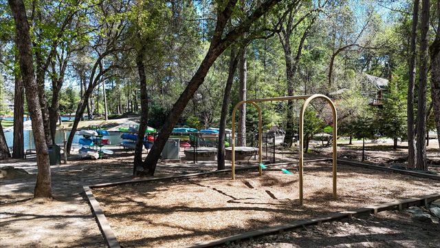 19662 Chaparral Cir, Penn Valley, CA 95946