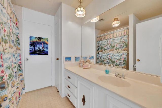 2003 Bayview Heights SPC 109, San Diego, CA 92105