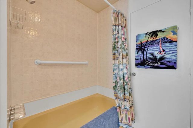 2003 Bayview Heights SPC 109, San Diego, CA 92105