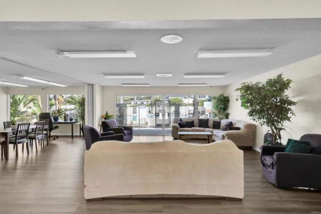 2003 Bayview Heights SPC 109, San Diego, CA 92105