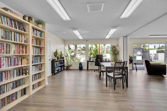 2003 Bayview Heights SPC 109, San Diego, CA 92105