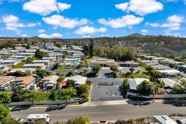 2003 Bayview Heights SPC 109, San Diego, CA 92105