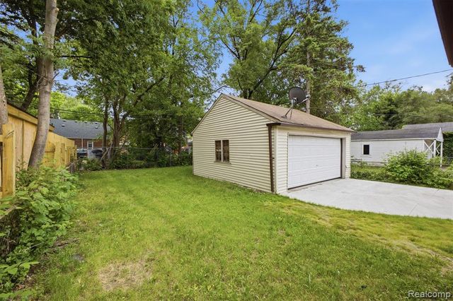 18492 Warwick Street, Detroit, MI 48219