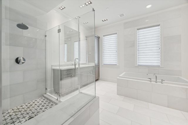 5211 Calle Cordoba Place, Houston, TX 77007