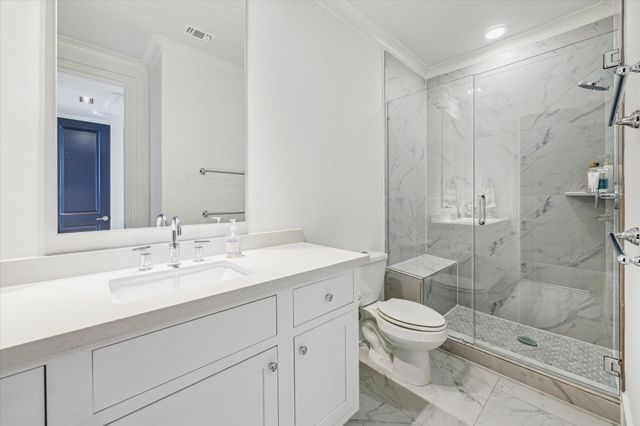 5211 Calle Cordoba Place, Houston, TX 77007