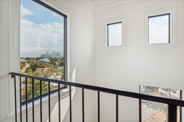 5211 Calle Cordoba Place, Houston, TX 77007