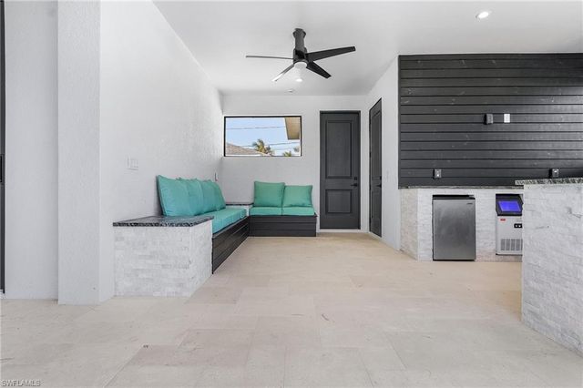 2123 SW 52nd TER, Cape Coral, FL 33914