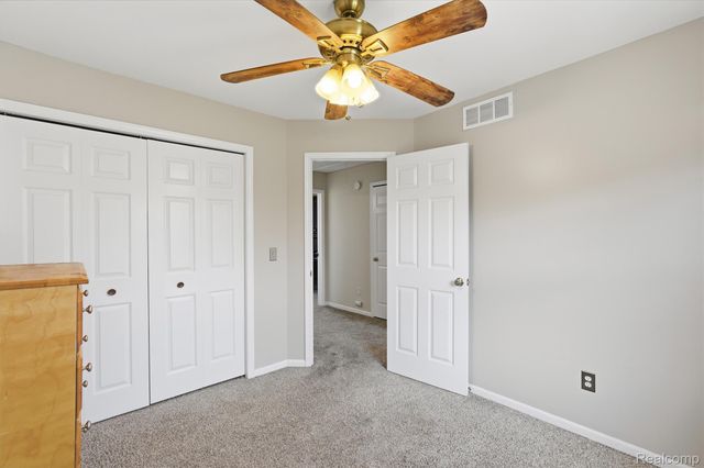 455 Waverly Lane, Genoa Township, MI 48843